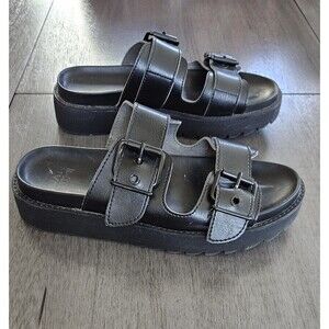 Madden NYC Womens Size 8 Lug Sole Two Band Footbed Sandals in Black Chunky